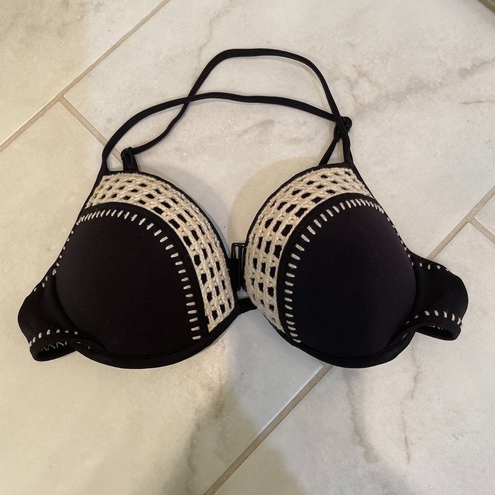 Bikini top
